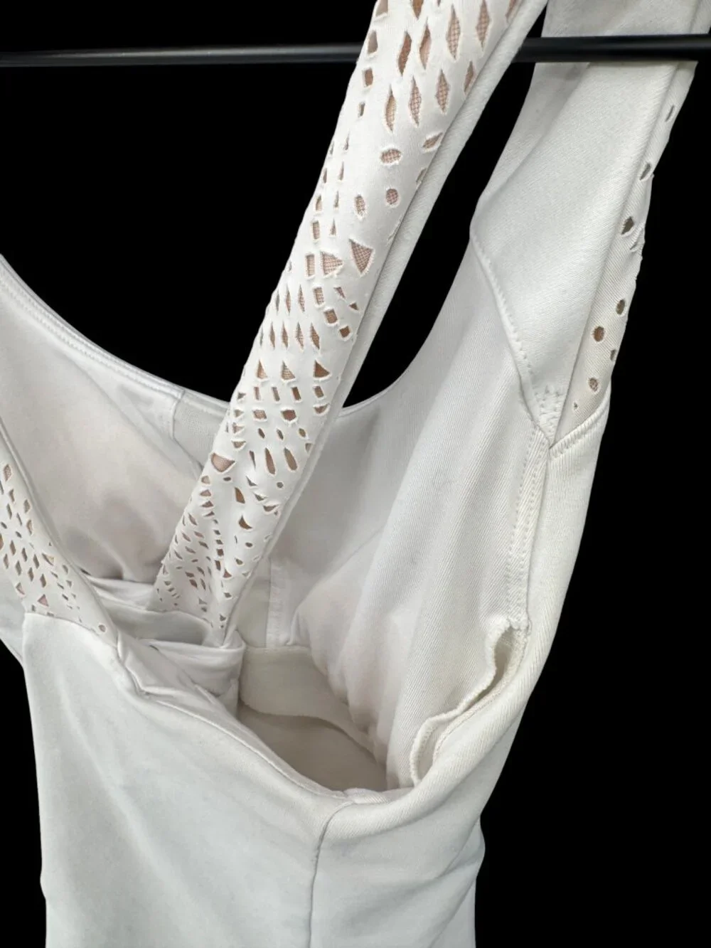 Alo Yoga White Laser-Cut Strap Criss-Cross Workout Tank S